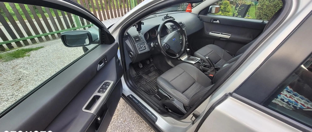 Volvo V50 cena 23600 przebieg: 197100, rok produkcji 2005 z Szczyrk małe 301